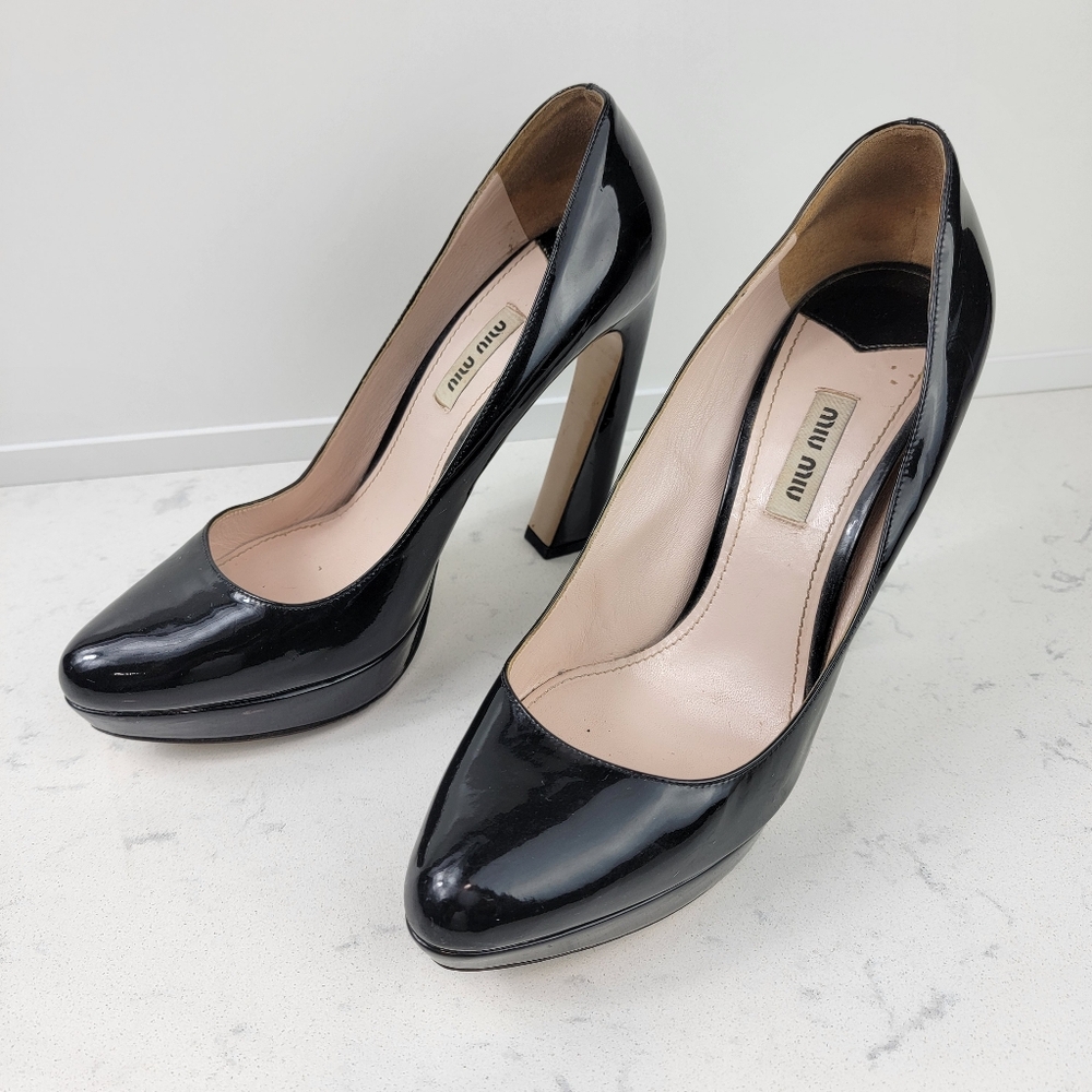 Miu Miu Black Patent leather Women's Heels Sz 40 1/2